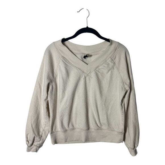 Universal Thread White V-Neck Sweatshirt Pullover Women’s Size XS Long Sleeve - Picture 2 of 4